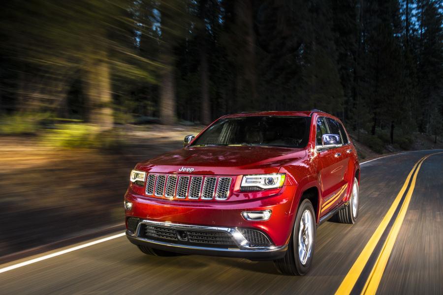  Jeep Grand Cherokee Summit 2014 года  (фото 23 из 61)